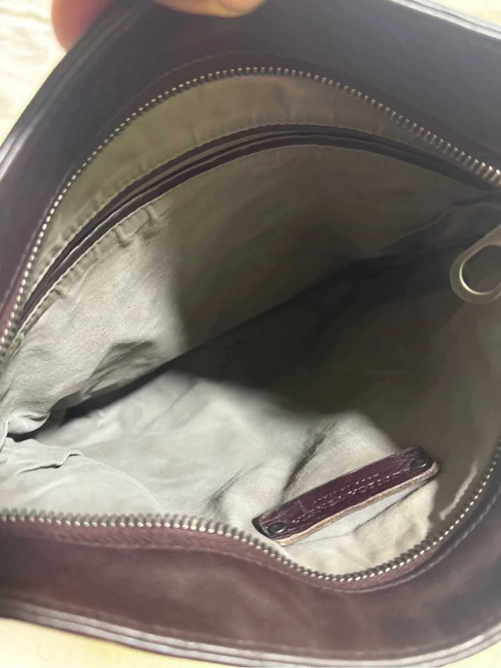 Bottega Veneta Men's Intrecciato Leather messenger Bag